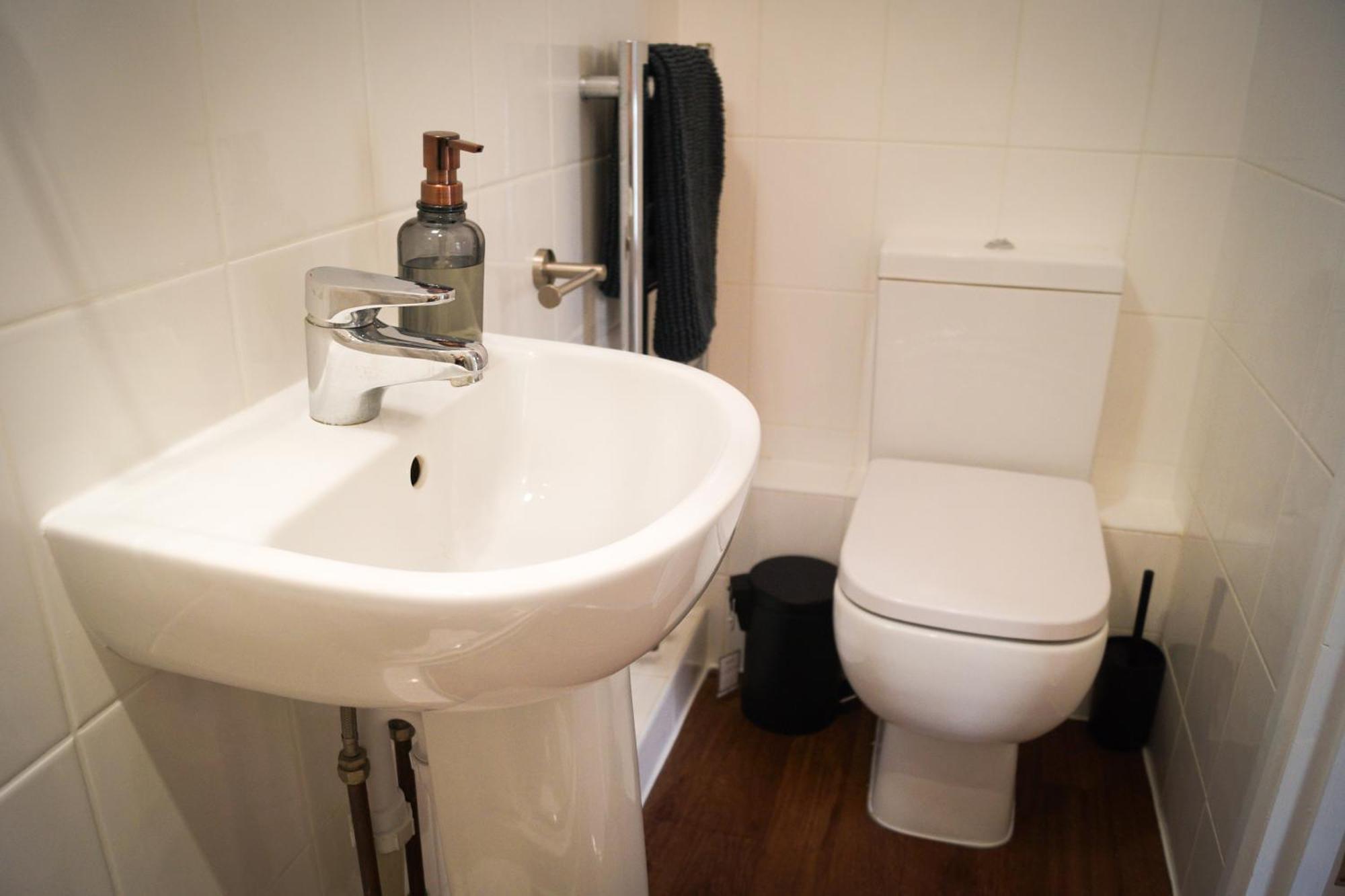 Lemon Tree Rooms - Newly Refurbished Coastal Stay Swyre 外观 照片