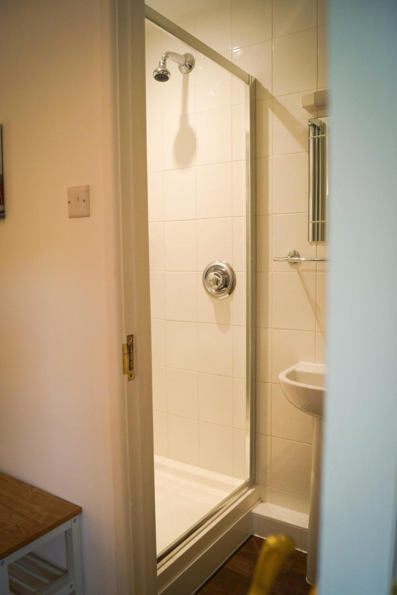Lemon Tree Rooms - Newly Refurbished Coastal Stay Swyre 外观 照片