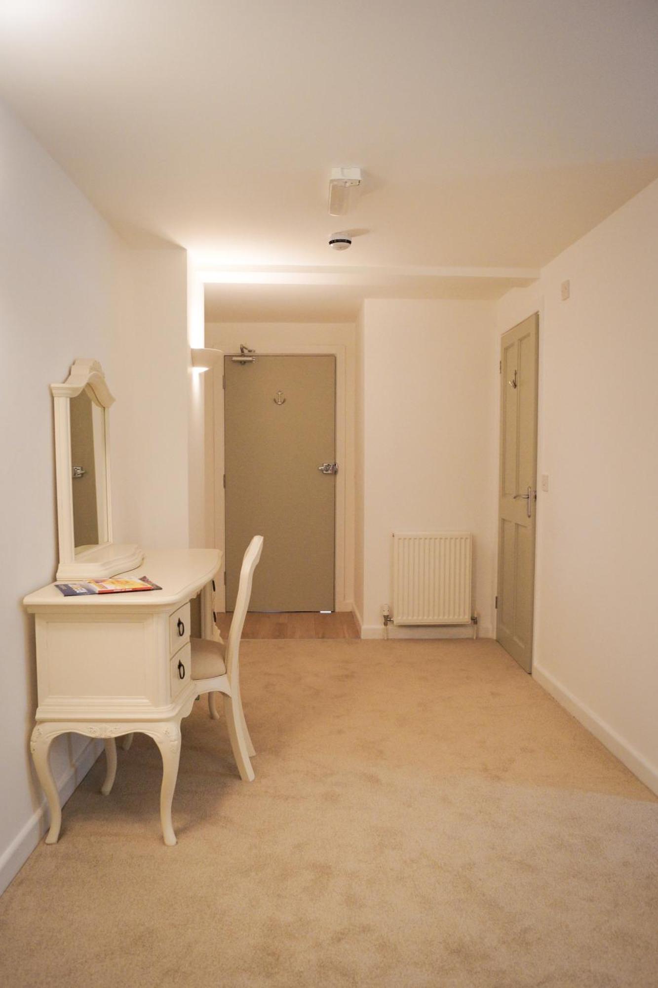 Lemon Tree Rooms - Newly Refurbished Coastal Stay Swyre 外观 照片