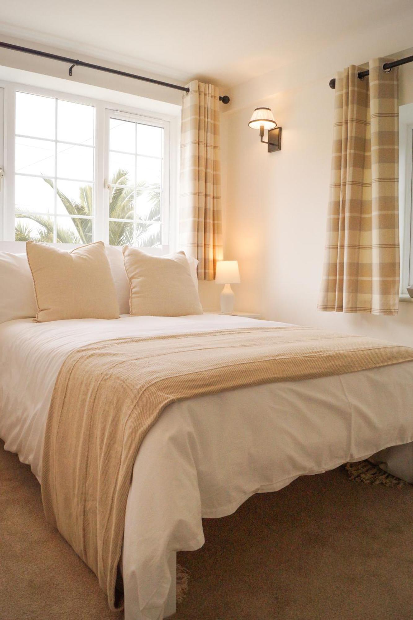 Lemon Tree Rooms - Newly Refurbished Coastal Stay Swyre 外观 照片